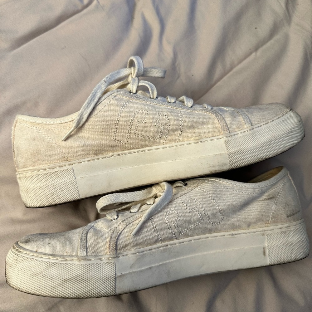 Sam Edelman genera platform low top sneakers